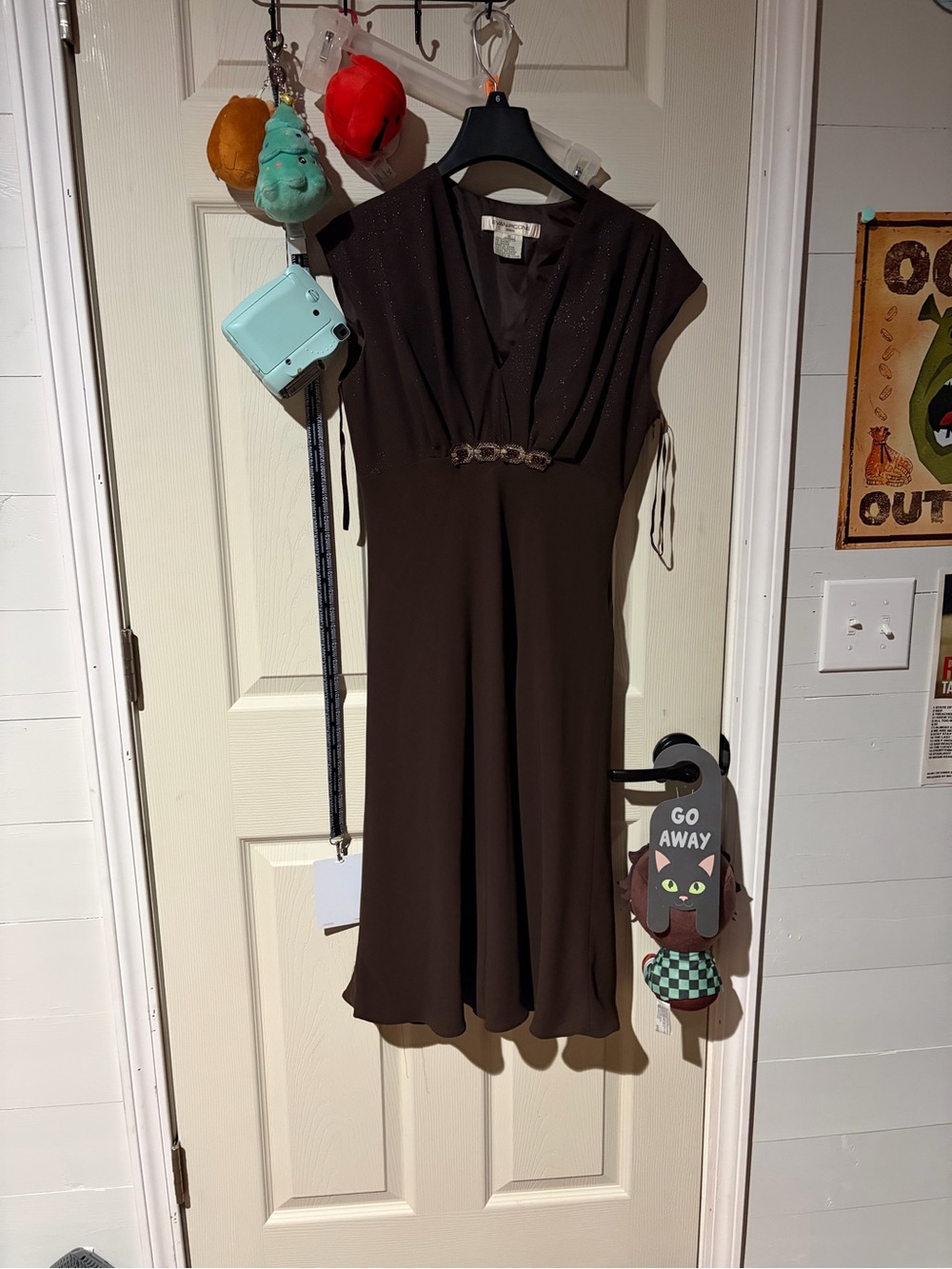 Evan Picone Brown V-Neck Midi Dress with Decorative Waist Accent